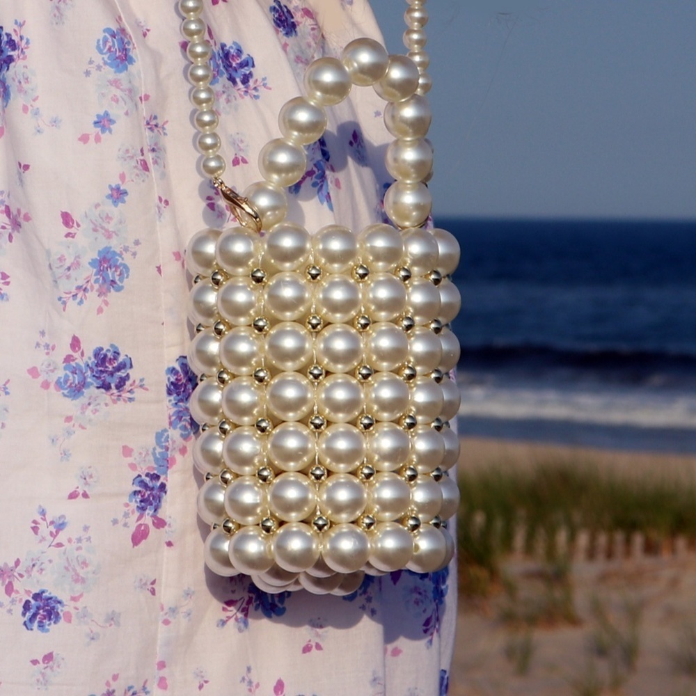 Host Pick! ๐ Gorgeous Pearl Bucket Mini Tote Haute Couture Handbag - Picture 11 of 16